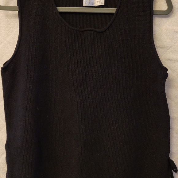Knit tank Top with side Ties - Picture 5 of 5